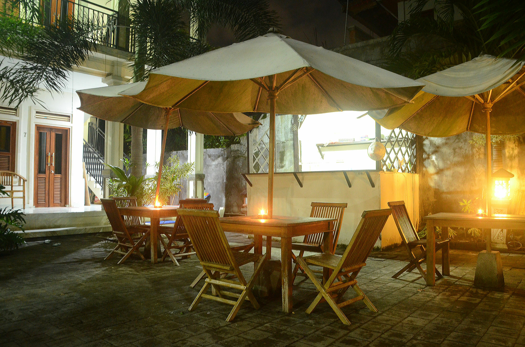 Budget Door Legian Inn Kuta Lombok Eksteriør billede