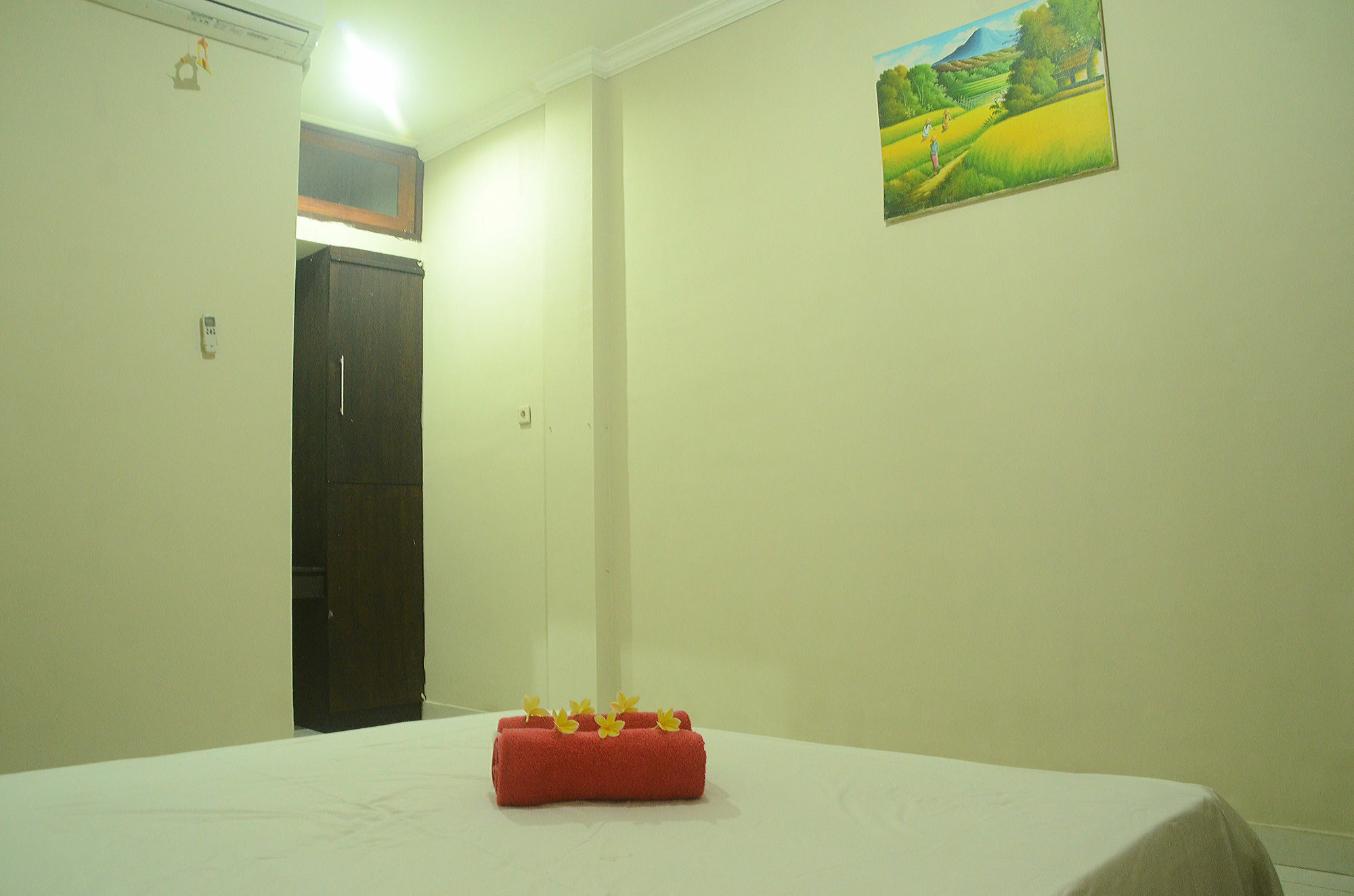 Budget Door Legian Inn Kuta Lombok Eksteriør billede