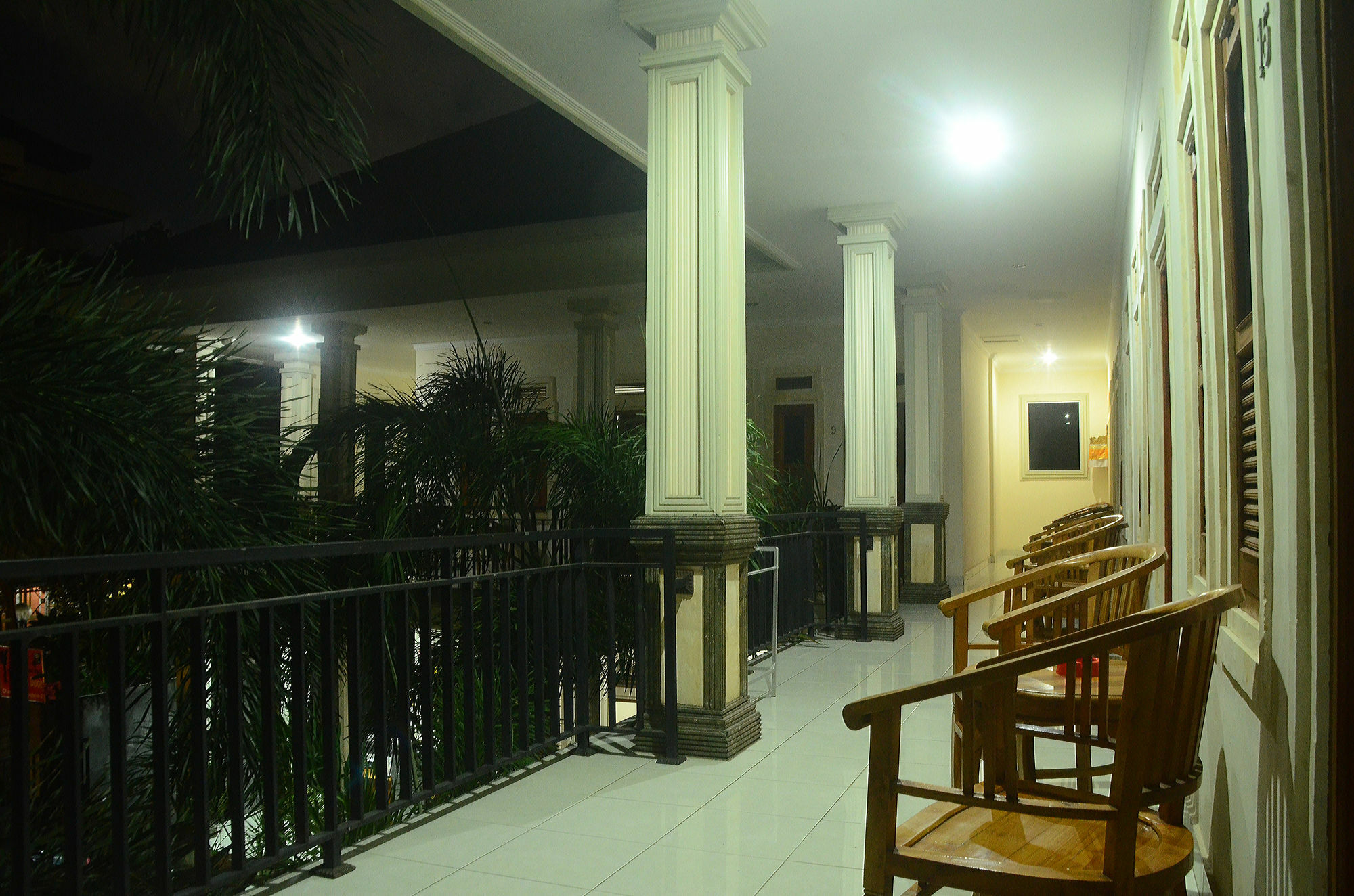 Budget Door Legian Inn Kuta Lombok Eksteriør billede